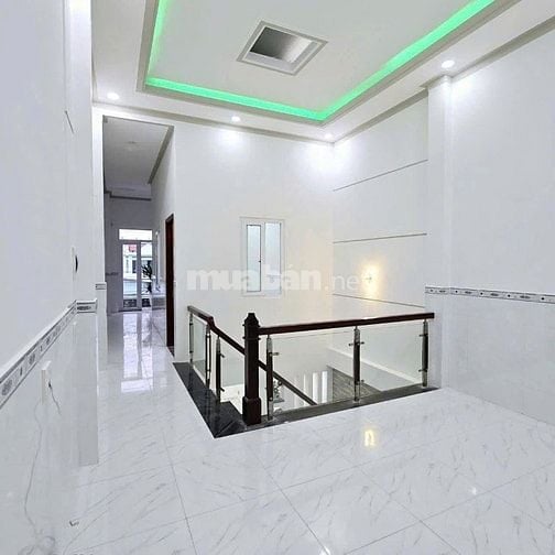CHUYỂN CÔNG TÁC CHỦ BÁN NHÀ NGAY SÂN BAY LONG THÀNH 