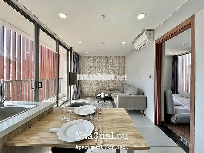 Siêu phẩm căn hộ full nội thất 2PN ban công thoáng Trần Hưng Đạo q5