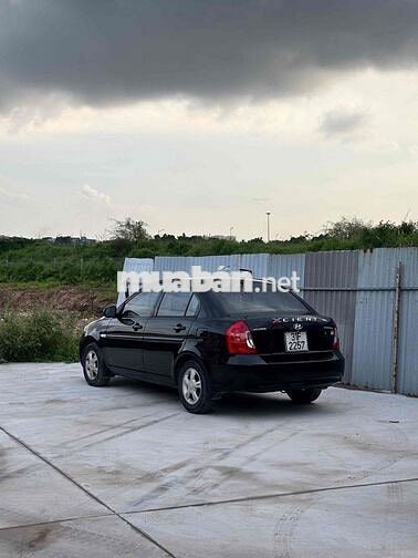Hyundai Accent 2010 - 130000 km