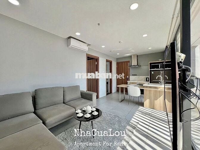 Siêu phẩm căn hộ full nội thất 2PN ban công thoáng Trần Hưng Đạo q5
