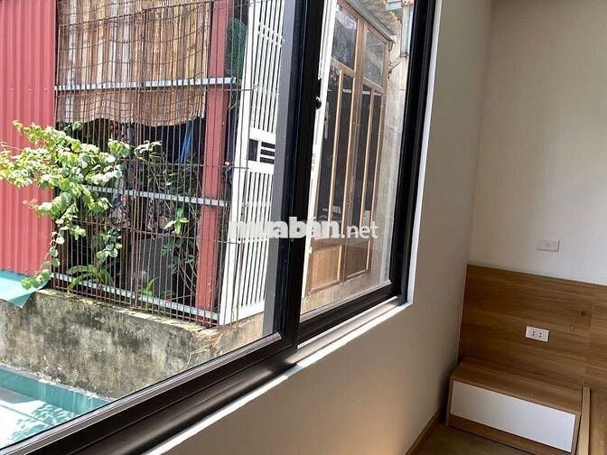 Bán Nhà Bạch Đằng 22M x 4T,MT: 4,3M Giá 5,8 Tỷ.Full nội thất, 30m ô tô