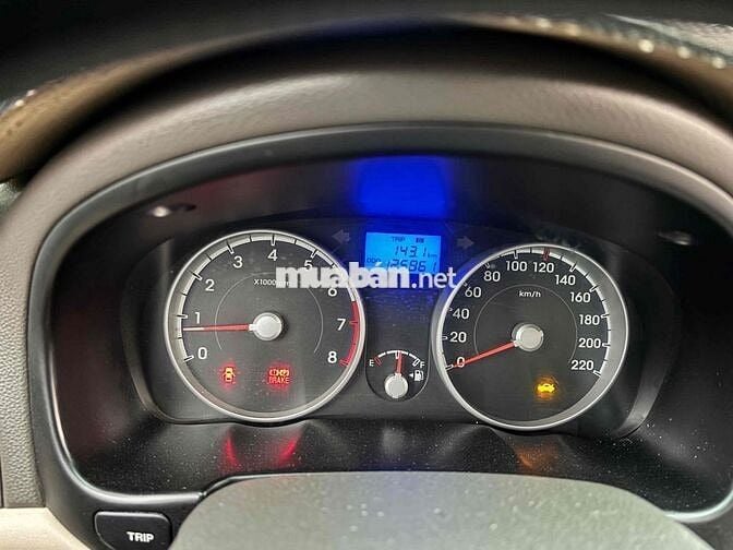 Hyundai Accent 2010 - 130000 km