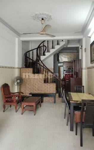 Bán sát mặt tiền Đất Thánh, Tân Bình, 40m2, 3 tầng 3PN, chỉ 5 tỷ nhỉnh