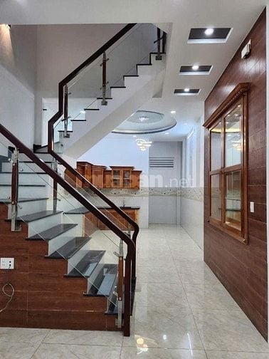 Bán nhà hẻm xe hơi 4m Lê Văn Quới, Bình Tân, 4x20m, 4PN, giá 6.5 tỷ