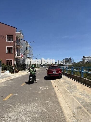 Bán Đất Mặt Tiền Gần Hồ Xuân Hương Phường 10 Đà Lạt 10 Tỷ