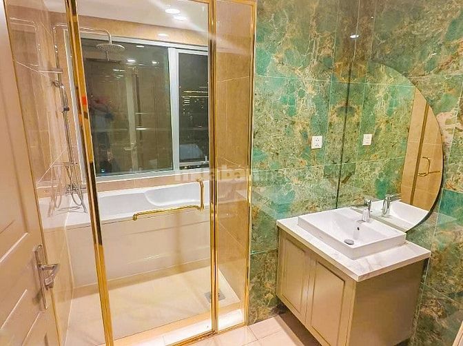 Bán Penthouse tại Vinhomes Central Park - Park 1 gồm 4 phòng ngủ 180m2