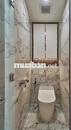 Hẻm xe tải lê thị hồng gấm Phường Nguyễn Thái Bình  Quận 1