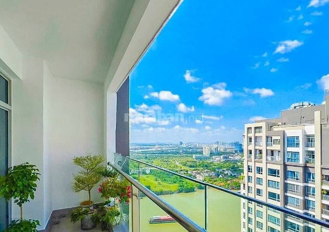 Bán Penthouse tại Vinhomes Central Park - Park 1 gồm 4 phòng ngủ 180m2