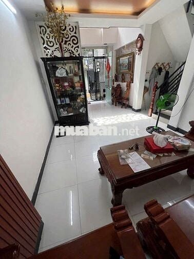 BÁN NHÀ ĐẸP 3 LẦU   KHU TRUNG TÂM P 11.Q6.