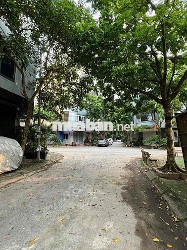 Bán đất phân lô liền kề phố Ngô Đình Mẫn, La Khê, Hà Đông. Bán đất phân lô liền kề phố Ngô Đình Mẫn, La Khê, Hà Đông.