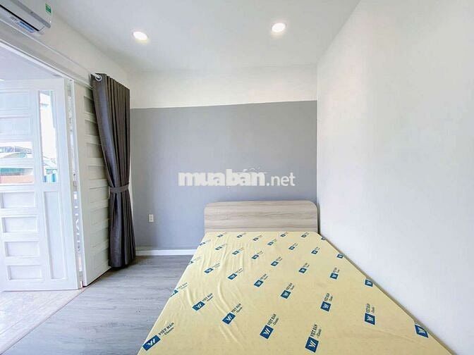 CĂN 2 PN, BAN CÔNG, TÁCH BẾP, FULL NỘI THẤT NGAY VÒNG XOAY HÀNG XANH