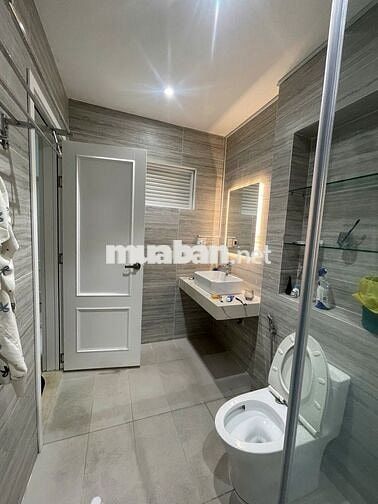 Bán Nhà mới Hẻm 391 Sư Vạn Hạnh Quận 10 HCM