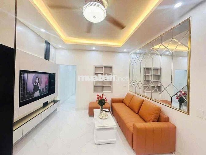 Bùi Xương Trạch Nhà 5T - diện tích 32m-nội thất xịn sò trung tâm Thanh