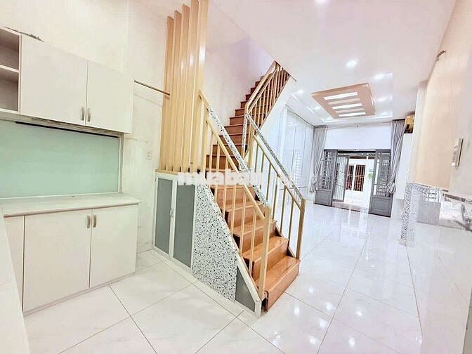 Bán nhà 2 tầng diện tích SD bảy sáu, Trường Chinh f15, Tân Bình 4,2 Tỷ
