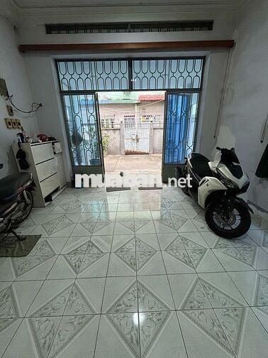 Cho thuê phòng trống (máy lạnh) 19m2
