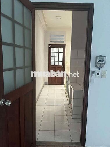 Cho thuê phòng trống (máy lạnh) 19m2