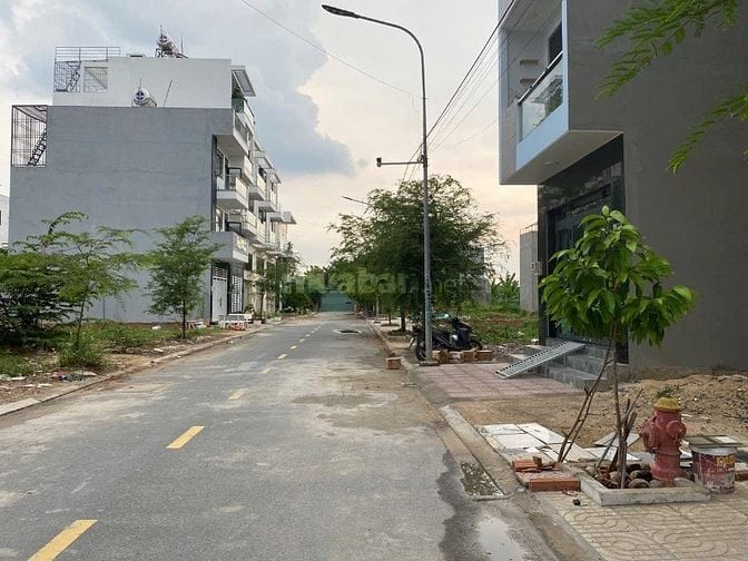 Bán Lô 4x13.5 Thổ Cư Vườn Lài,Sát Gò Vấp,Giá 3.8 Tỷ