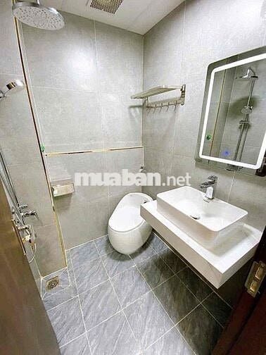 Gà đẻ trứng vàng ! Ô tô vào nhà, 12 phòng studio doanh thu 850 tr/năm