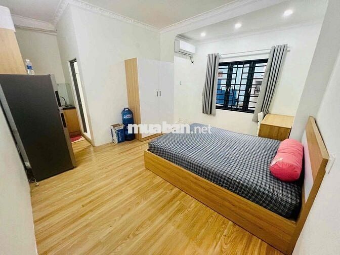 Căn hộ Studio 35m2 mới cửa sổ lớn thoáng gần sân bay ở Hoàng Văn Thụ