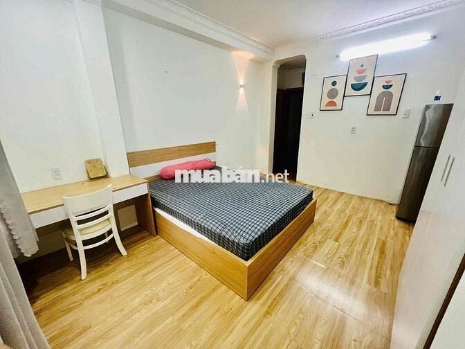 Căn hộ Studio 35m2 mới cửa sổ lớn thoáng gần sân bay ở Hoàng Văn Thụ