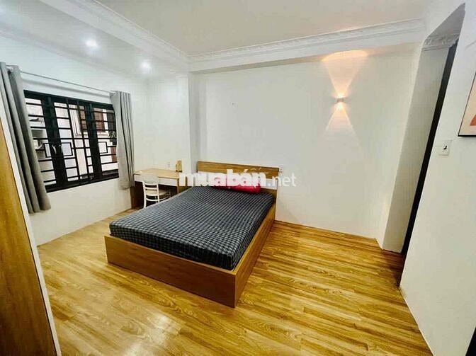 Căn hộ Studio 35m2 mới cửa sổ lớn thoáng gần sân bay ở Hoàng Văn Thụ