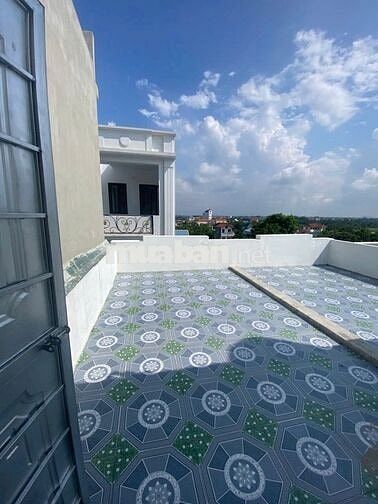 Nhà 4T*40m2 full nội thất- ngõ thông ô tô qua nhà-Gần QL6- Giá 3,1 tỷ