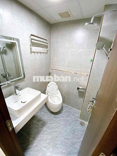 Gà đẻ trứng vàng ! Ô tô vào nhà, 12 phòng studio doanh thu 850 tr/năm