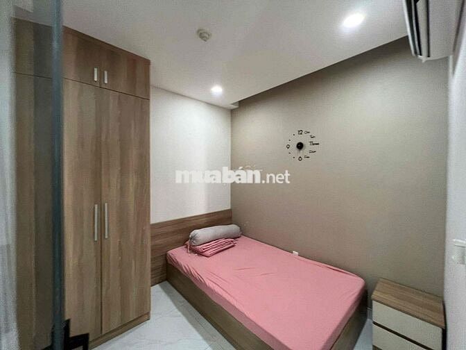 Cho thuê 2PN.1WC full nội thất ở ngay cc Novaland sân bay