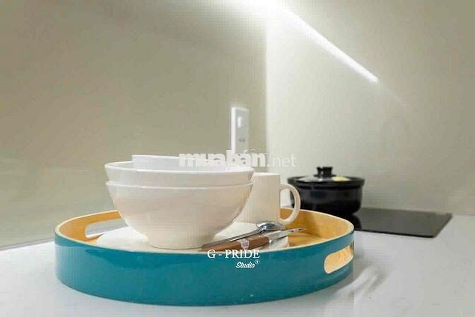 Căn hộ 1 Phòng ngủ, Full nội thất, Nhà mặt tiền, thang máy