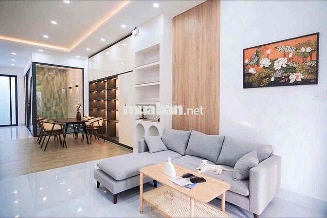NHÀ ĐẸP KHU XÂY DỰNG GIÁP NAM LONG CẦN THƠ (CÓ SÂN ĐỂ Ô TÔ)