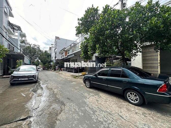 MẶT TIỀN PHAN HUY CHÚ P TÂN AN GẦN ĐẠI HỌC Y DƯỢC