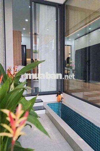 NHÀ ĐẸP KHU XÂY DỰNG GIÁP NAM LONG CẦN THƠ (CÓ SÂN ĐỂ Ô TÔ)