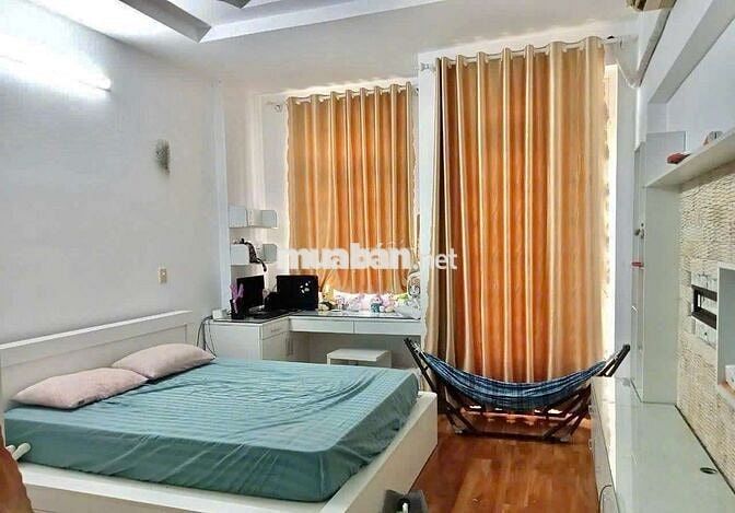Nhà 1 Trệt 2 Lầu 3PN 3WC 4x20m Hẻm Xe Hơi Gần Cầu Phú Mỹ Quận 7