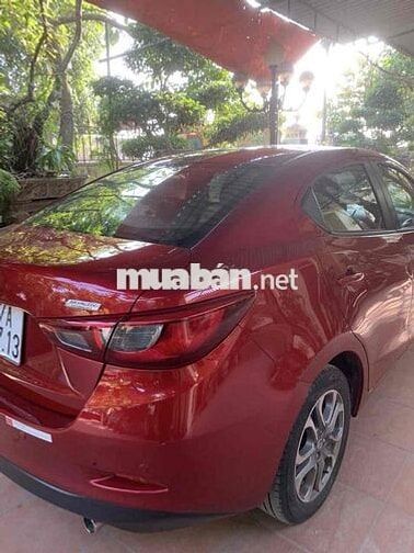 Mazda 2 2019 Premium Sedan - 10000 km