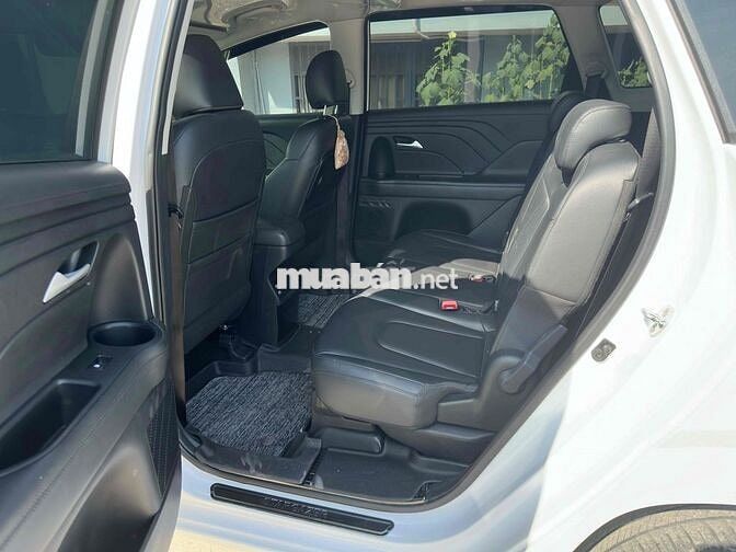 Hyundai Stargazer 2022