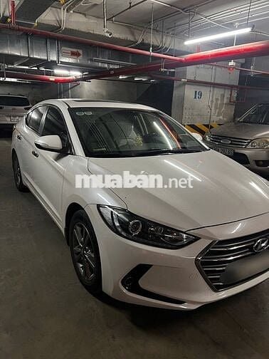 Hyundai Elantra 2016 1.6 AT - 72985 km