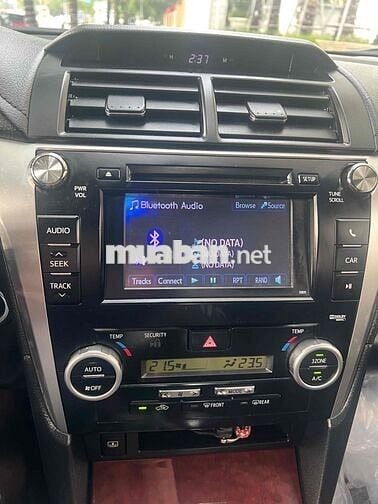 Toyota Camry 2014 2.5Q - 150000 km