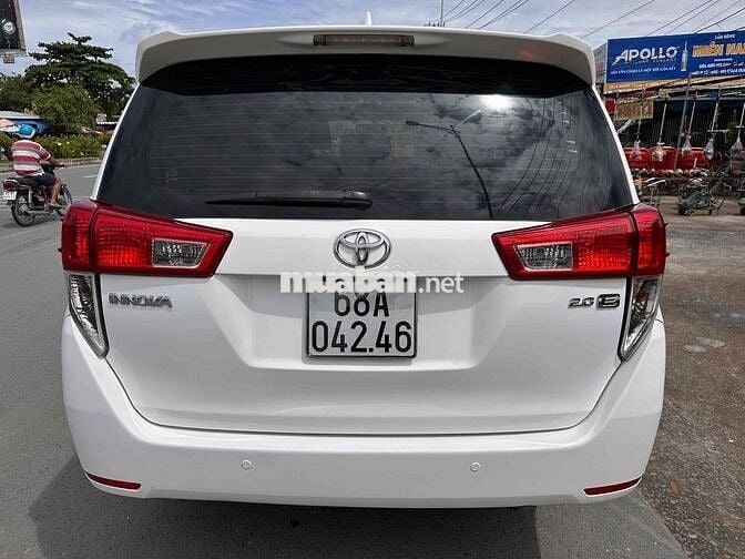 Toyota Innova 2016 2.0E - 82000 km