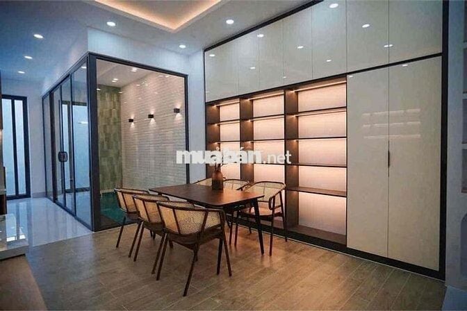 NHÀ ĐẸP KHU XÂY DỰNG GIÁP NAM LONG CẦN THƠ (CÓ SÂN ĐỂ Ô TÔ)