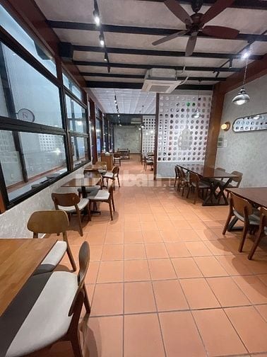 MẶT TIỀN NGUYỄN XÍ, SÀN TRỐNG SUỐT 7x18m. MỚI ĐẸP 30Tr