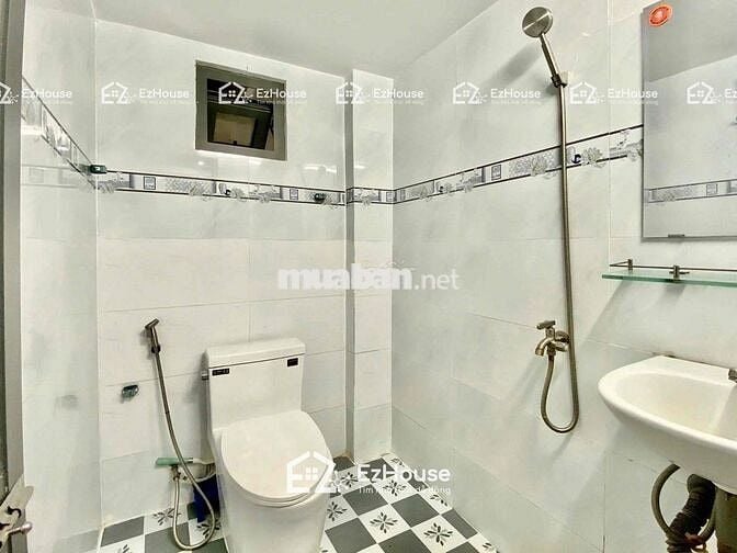 Phòng trọ gác ngay Đường Vườn Lài giao Luỹ Bán Bích, Tân Phú - 23m2