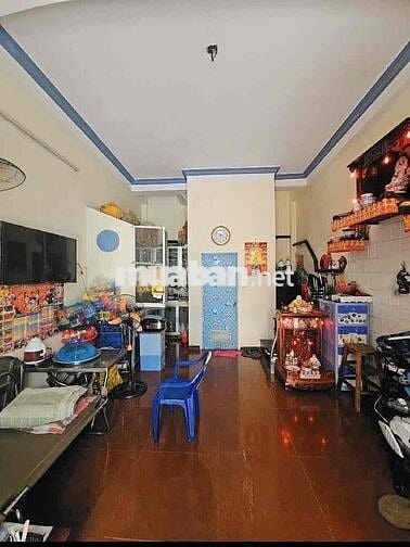 🏡Bán nhà Lạc Long Quân - 26m2 - 2 Tầng , nhà cứng cáp - Ngang 4m 🏡