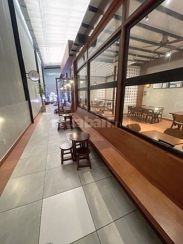 MẶT TIỀN NGUYỄN XÍ, SÀN TRỐNG SUỐT 7x18m. MỚI ĐẸP 30Tr