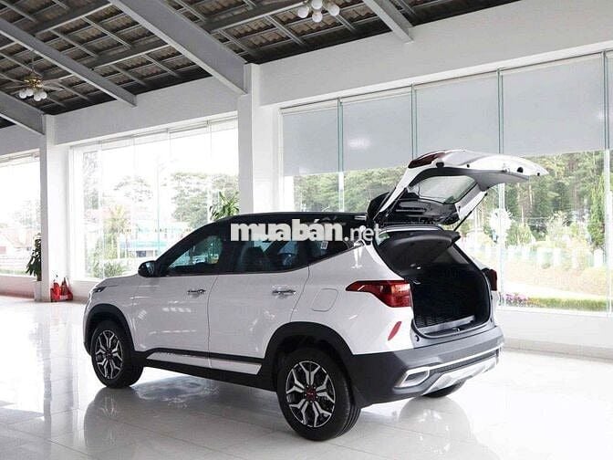 KIA SELTOS 1.4 TURBO LUXURY 2024 GIẢM 110TR + 🎁