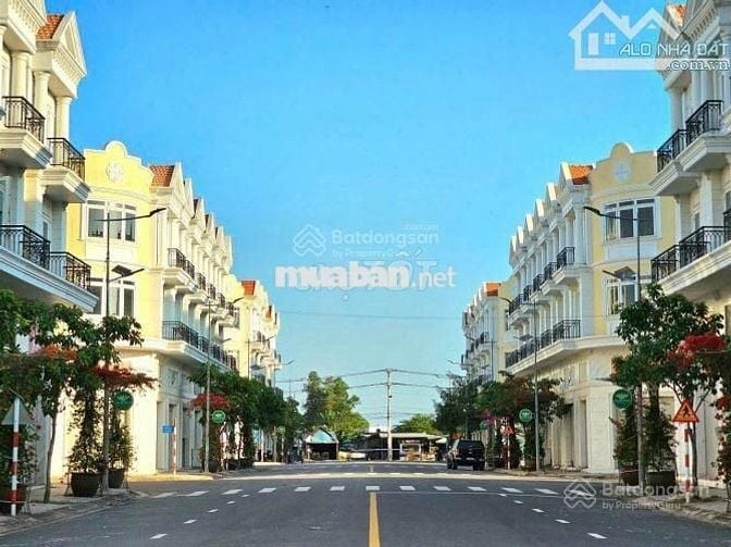 Chủ đang kẹt tiền ngân hàng ra gấp lô 90m2 2,45 tỷ sát công viên . SHR