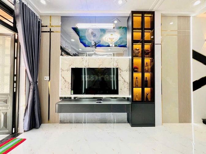 Bán nha đường nguyễn ảnh thủ q12 3 tầng 4x15 sân để oto giá 5.4 tỷ