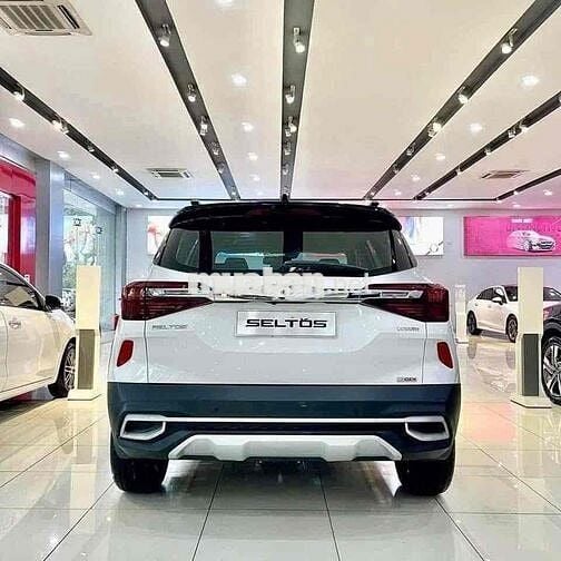 KIA SELTOS 1.4 TURBO LUXURY 2024 GIẢM 110TR + 🎁