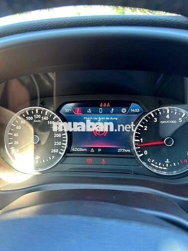 VinFast Lux A2.0 2019 Premium 2.0 AT - 62000 km