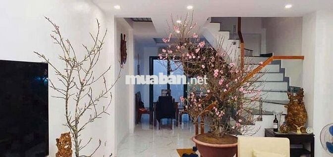 Nhà đẹp 62.2m², tự xây chắc chắn, full nội thất