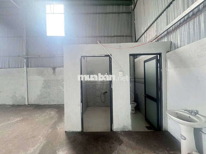 Kho xưởng 7x40m đường container ( không ngập nước )